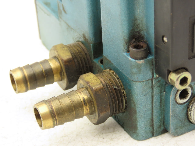 MAC 6511B-211-PM-111DA Pneumatic Solenoid Valve W/Base 150PSI 120VAC PME-111DABE