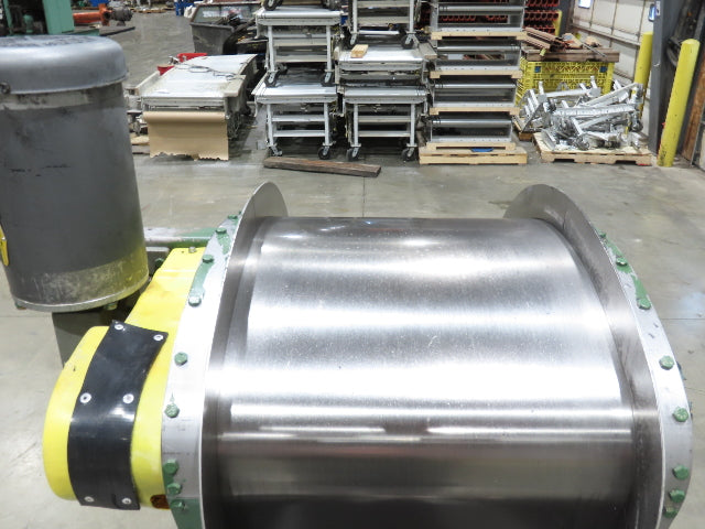 Livonia 20"W x 16' 10" Magnetic Incline Chip Conveyor 97" Infeed 12"Discharge