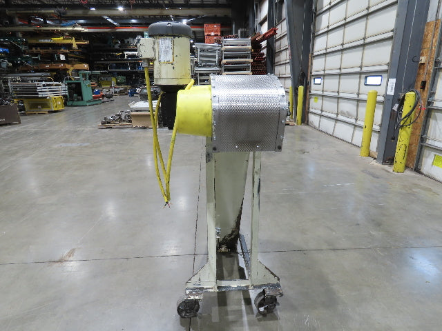 Livonia 11"W x 17' 6" Magnetic Incline Chip Conveyor 140" Infeed 50"Discharge