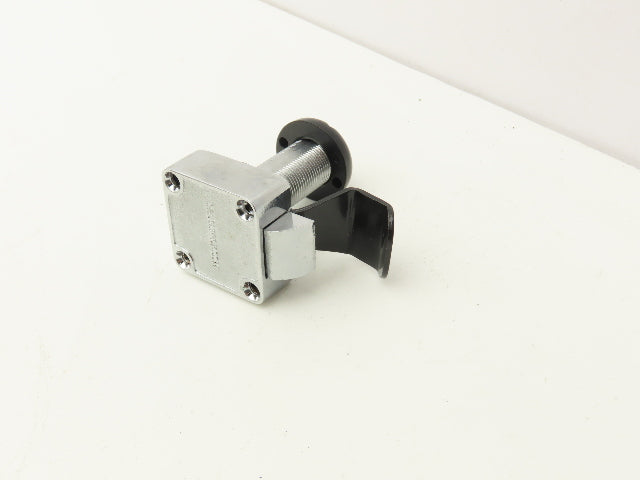 BRD Supply SCM201BK Button Slam Latch Non-Locking Spring Loaded Latch Lot of 7