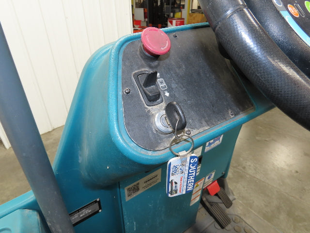 Tennant T17 Ride On Floor 46" Scrubber 36V Battery 1680 Hrs Needs Service