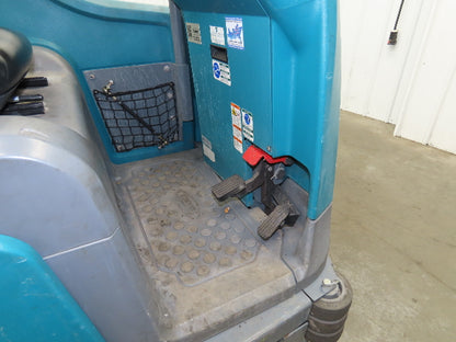 Tennant T17 Ride On Floor 46" Scrubber 36V Battery 1680 Hrs Needs Service