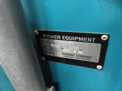 Tennant T17 Ride On Floor 46" Scrubber 36V Battery 1680 Hrs Needs Service
