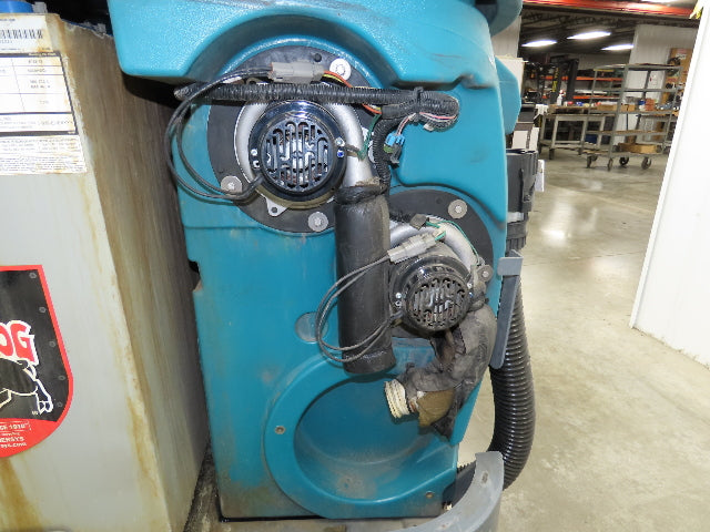 Tennant T17 Ride On Floor 46" Scrubber 36V Battery 1680 Hrs Needs Service