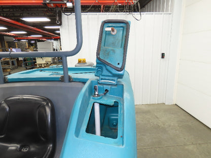 Tennant T17 Ride On Floor 46" Scrubber 36V Battery 1680 Hrs Needs Service
