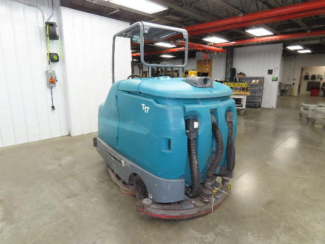 Tennant T17 Ride On Floor 46" Scrubber 36V Battery 1680 Hrs Needs Service