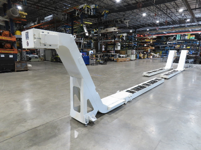 Hennig 21' 9" Incline Chip Conveyor 14" Scraper Chain 18' 9" Infeed 63"Discharge