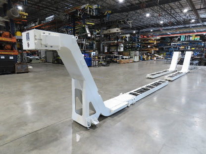 Hennig 21' 9" Incline Chip Conveyor 14" Scraper Chain 18' 9" Infeed 63"Discharge