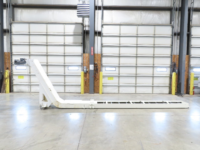 Hennig 21' 9" Incline Chip Conveyor 14" Scraper Chain 18' 9" Infeed 63"Discharge