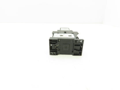 Siemens 3RT2024-1DB44-3MA0 Motor Starter Contactor 10Hp 575V 3Ph Screw Terminal