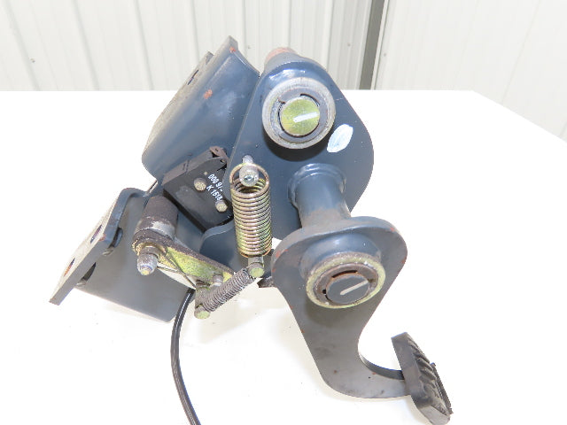 Linde Forklift Parking Emergency Brake Assembly Removed From E32CL