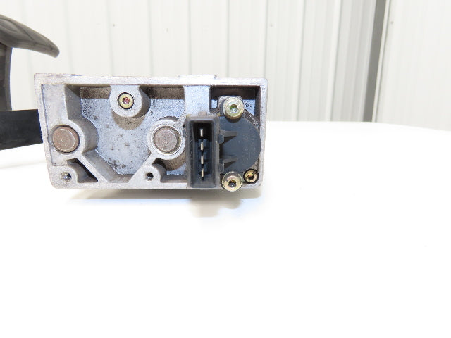 Linde Forklift Accelerator & Brake Pedal Assembly With Potentiometer From E32CL
