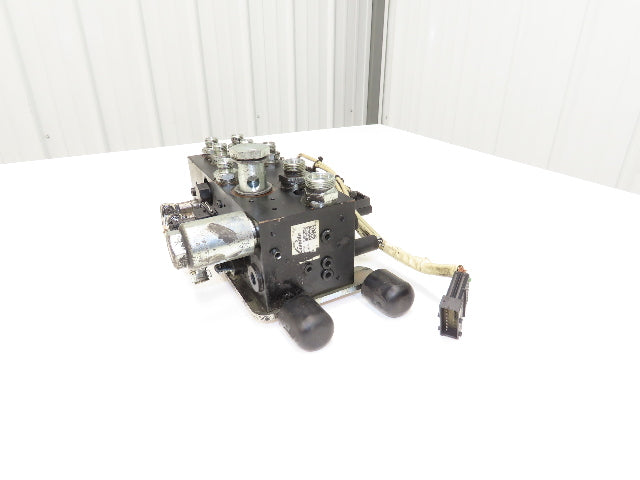 Linde L0009443761 Hydraulic 4-Lever Spool Valve Forklift Mast Control Off E32CL
