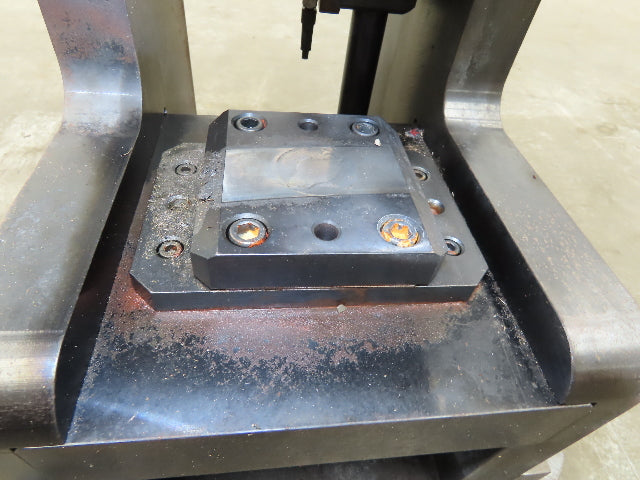Tox Pneumohydraulic Punch Press 8 Ton 12mm Power Stroke 116 PSI 7cm Throat