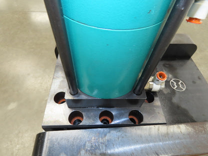 Tox Pneumohydraulic Punch Press 8 Ton 12mm Power Stroke 116 PSI 7cm Throat
