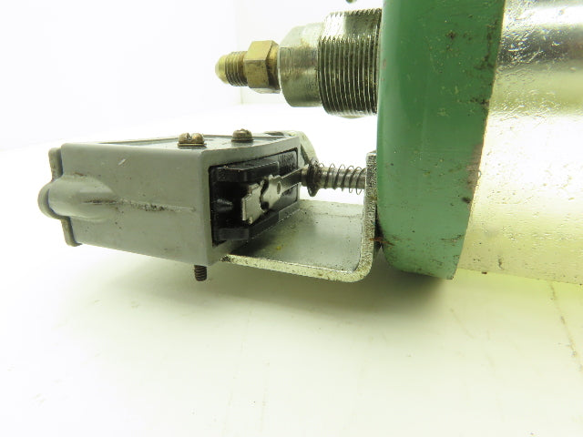 Lincoln 83667 Centro-Matic Pneumatic RAM 20:1 Grease Pump Lubricator 1/4" NPT
