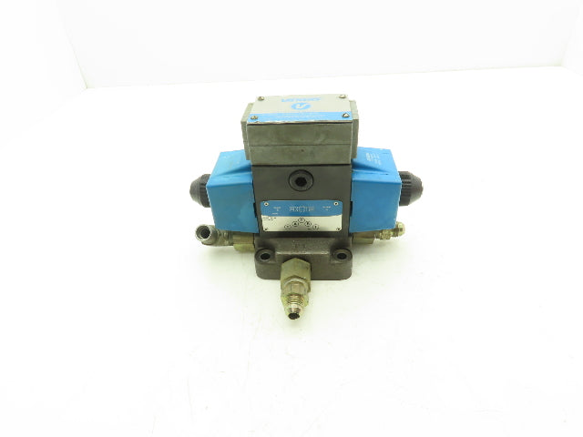 Vickers DG4S4W-012C-B-60 Hydraulic Directional Control Solenoid Valve 120V SAE 8