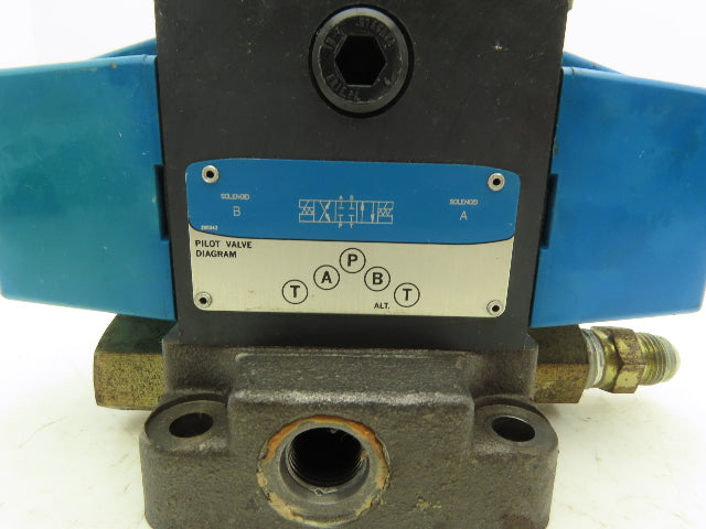 Vickers DG4S4W-012C-B-60 Hydraulic Directional Control Solenoid Valve 120V SAE 8