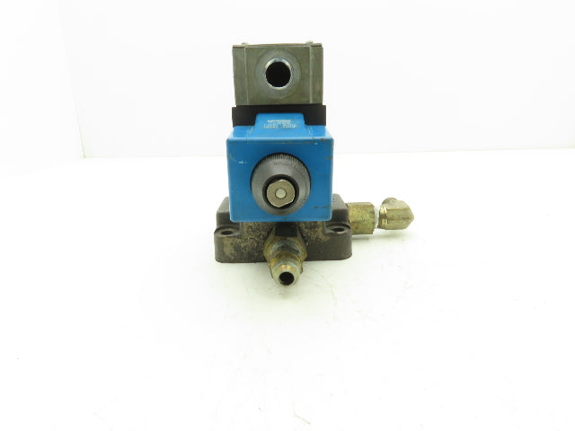 Vickers DG4S4W-012C-B-60 Hydraulic Directional Control Solenoid Valve 120V SAE 8
