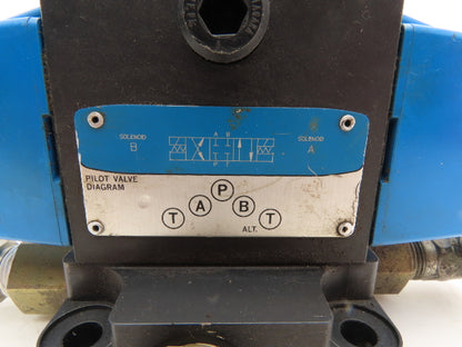 Vickers DG4S4W-012C-B-60 Hydraulic Directional Control Solenoid Valve 120V SAE 8