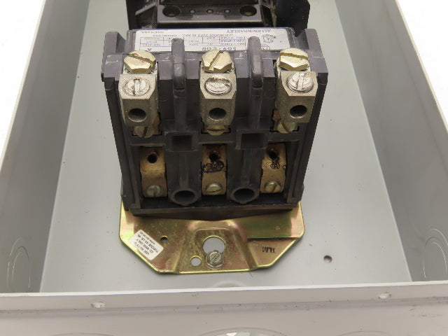 Cutler Hammer ECN0521AAA Motor Starter Size 2 460V 25Hp NEMA Enclosure 120v