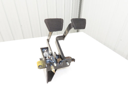 Caterpillar Forklift Accelerator & Brakle Pedal With Bracket Removed From 2C5000