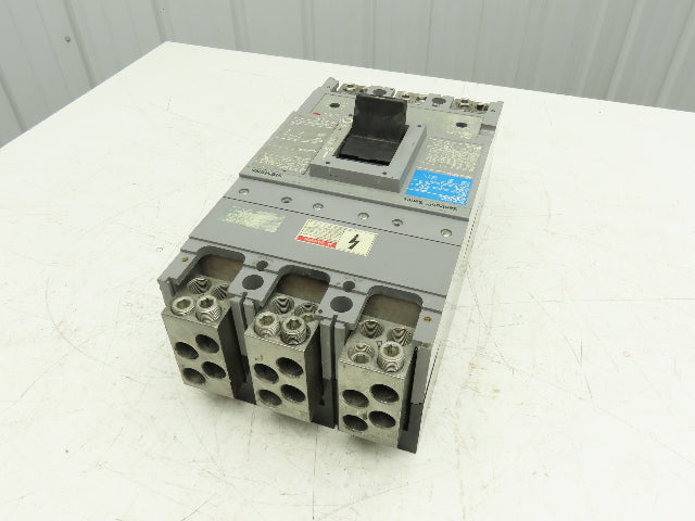 Siemens Sentron NXD63B900 Circuit Breaker 900A 3-Pole 600VAC 3PH Molded Case