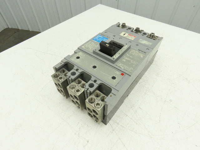 Siemens Sentron NXD63B900 Circuit Breaker 900A 3-Pole 600VAC 3PH Molded Case