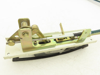 Siemens Circuit Breaker Disconnect Operating Handle Cable Mechanism Flanged