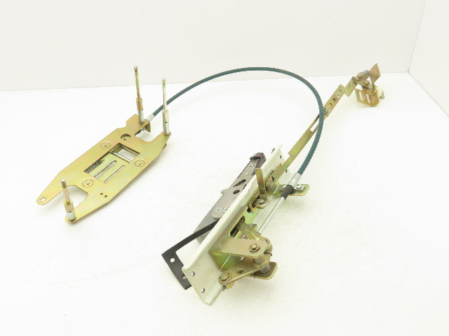 Siemens Circuit Breaker Disconnect Operating Handle Cable Mechanism Flanged