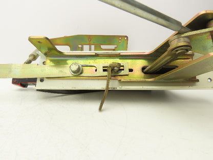Siemens Circuit Breaker Disconnect Operating Handle Cable Mechanism Flanged