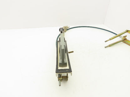 Siemens Circuit Breaker Disconnect Operating Handle Cable Mechanism Flanged