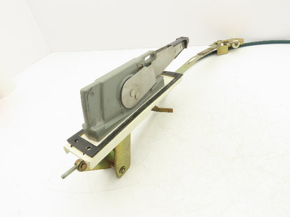 Siemens Circuit Breaker Disconnect Operating Handle Cable Mechanism Flanged