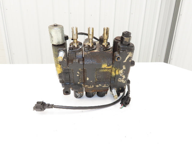 Caterpillar 1609-1255 Forklift Hydraulic Control Valve 3-Spool Side Shift 2C5000