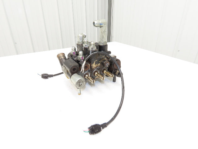 Caterpillar 1609-1255 Forklift Hydraulic Control Valve 3-Spool Side Shift 2C5000