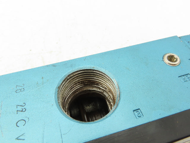 Illig 9093883 Piloted Pneumatic 3/2 Way Valve High Flow Piloted 1" NPT