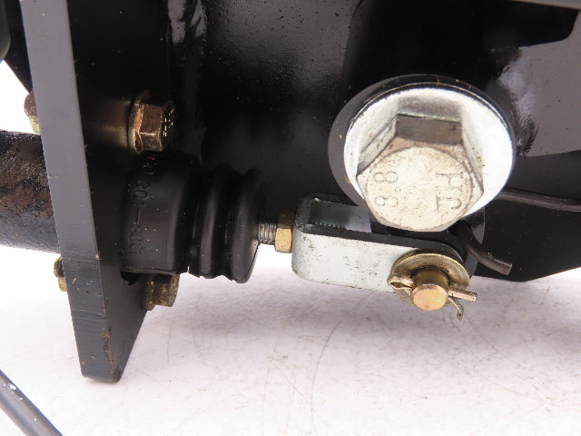Yale ERC060VGN36TE085 Electric Forklift Brake Pedal Master Cylinder & Bracket