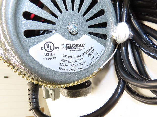 Global Industrial 607051 30" Oscillating Wall Fan 3-Speed 8775 CFM 1/3Hp 120V