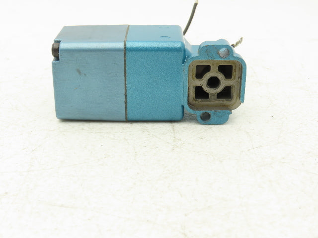 Mac 250B-111CA Solenoid Operated 3-Way Poppet Valve 25-150PSI 120VAC/24VDC