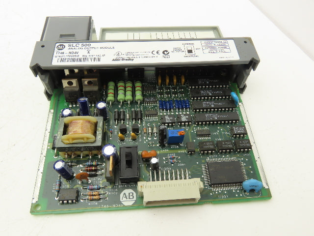 Allen Bradley 1746-P2 SLC 500 Power Supply Ser C 13-Slot I/O Chassis Rack