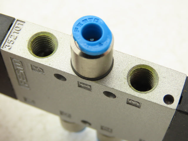 Festo CPE10-M1BH-5L-QS-4 Pneumatic Air Solenoid Valve 5/2-Way Monostable 24VDC