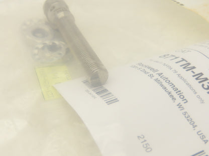 A-B 871TM-M3NP8-D4 Metal Face Inductive Proximity Switch 10-30VDC 8mm OD Ser A