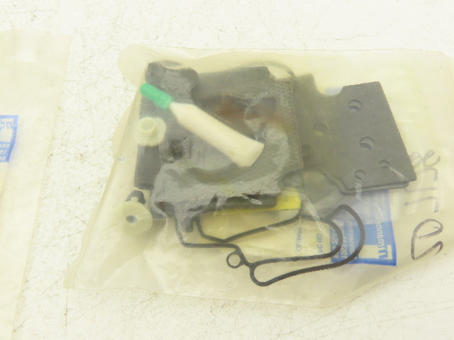 Mannesmann Rexroth P-069692-00001 Pneumatic Valve Repair Kit Lot of 2
