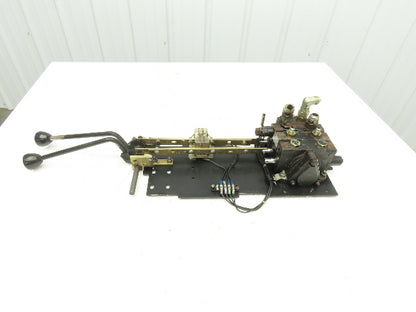 Yale Hydraulic 2-Spool 2 Lever Forklift Mast Control Valve Assembly Off ERC120HD