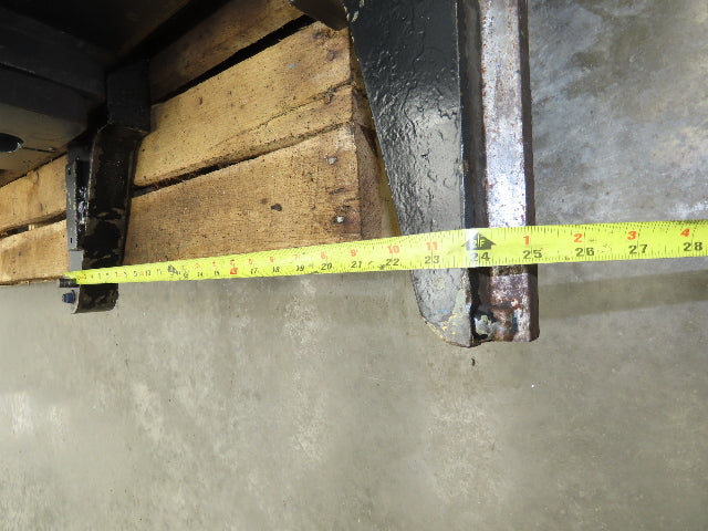Yale 8500811 Forklift Mast 2 Stage 2 Lever 111" Lift 12000lb Class 4 Off ERC120