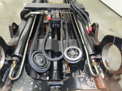 Yale 202979 Forklift Mast 3 Stage 3 Lever 162" Lift 9150lb Class 4 ERC100HDN