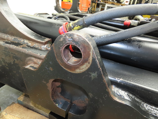 Yale 202979 Forklift Mast 3 Stage 3 Lever 162" Lift 9150lb Class 4 ERC100HDN