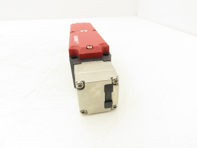 Euchner STP4A-2131A024M Safety Guard Switch M20x1.5 Cable Entry 230VAC/24VDC 4A