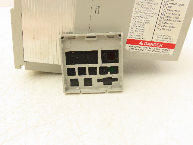 Allen Bradley 160BA03NPS1 Variable Speed AC Drive 0.75kW 1Hp 460VAC 3Ph Ser C