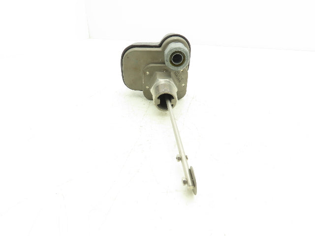 Harwil Q-5SS Flow Switch Stainless Steel 1"NPT 5-1/4" Stem 300PSIG Max 180°F